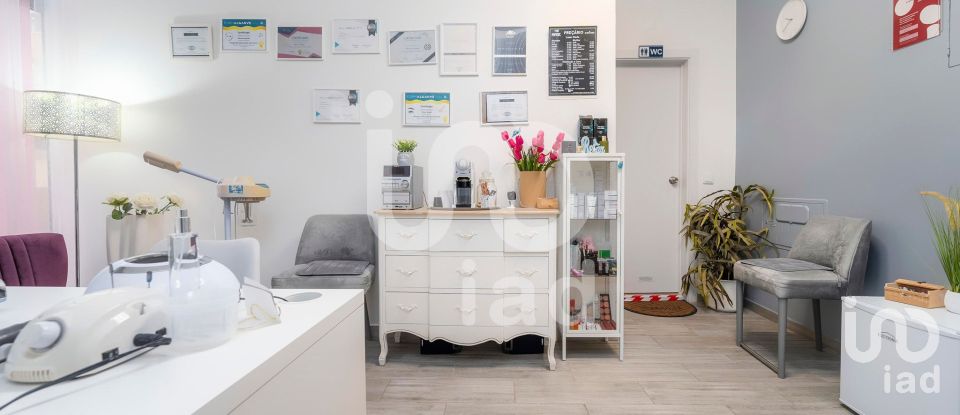 Shop / premises commercial in Faro (Sé e São Pedro) of 35 m²