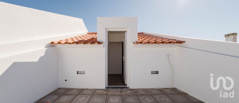 Moradia T2 em Ferrel de 142 m²