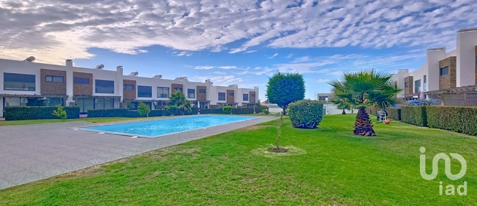 Moradia T3 em A dos Cunhados e Maceira de 166 m²