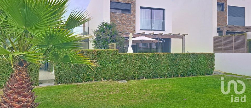 Moradia T3 em A dos Cunhados e Maceira de 166 m²