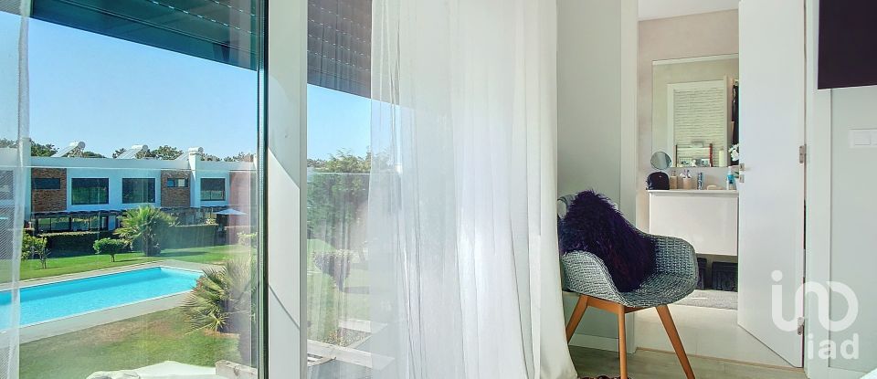 Moradia T3 em A dos Cunhados e Maceira de 166 m²