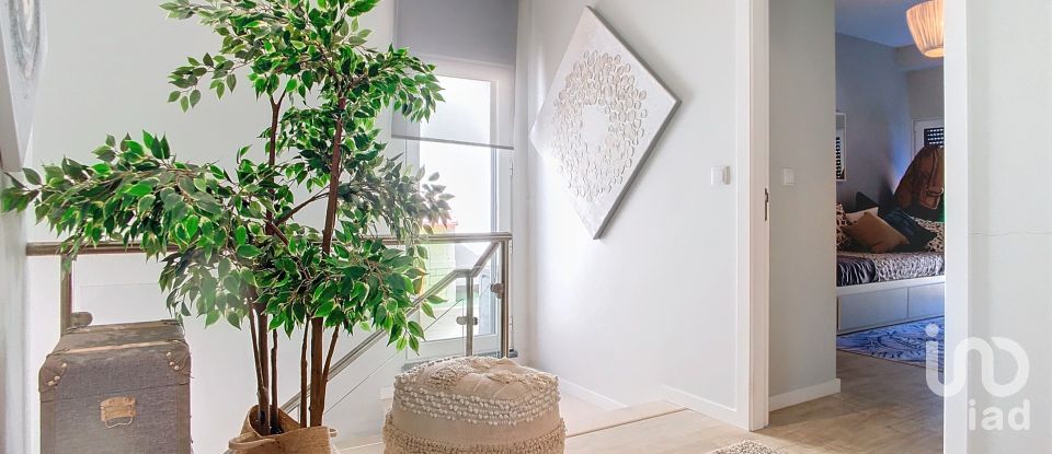 Moradia T3 em A dos Cunhados e Maceira de 166 m²