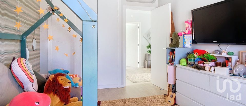 Moradia T3 em A dos Cunhados e Maceira de 166 m²