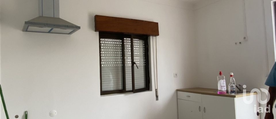 Boutique/Local commercial à Benavila e Valongo de 70 m²