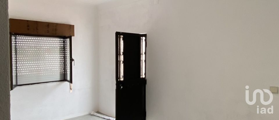 Boutique/Local commercial à Benavila e Valongo de 70 m²