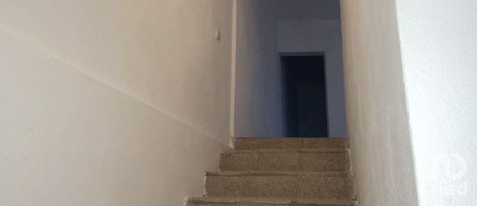 Boutique/Local commercial à Benavila e Valongo de 70 m²