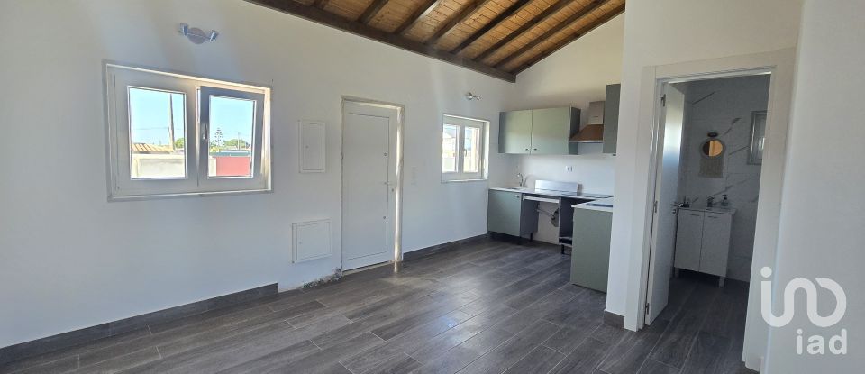 Moradia T0 em São João das Lampas e Terrugem de 35 m²