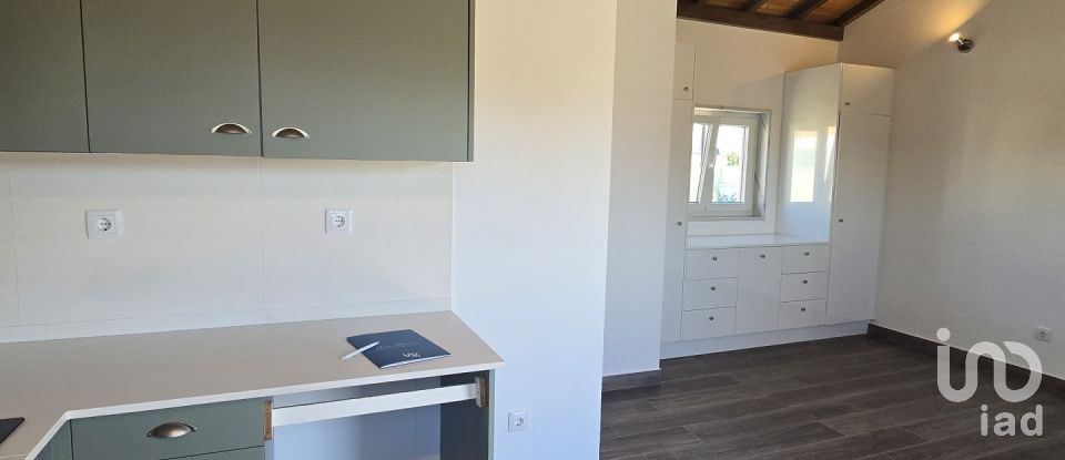 Moradia T0 em São João das Lampas e Terrugem de 35 m²