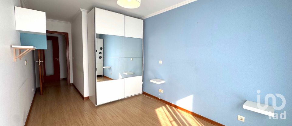 Apartment T3 in Algueirão-Mem Martins of 120 m²