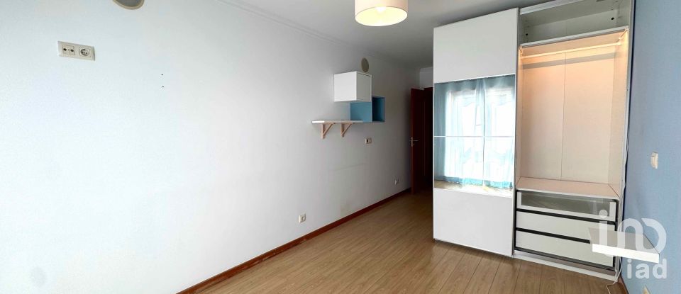Apartment T3 in Algueirão-Mem Martins of 120 m²