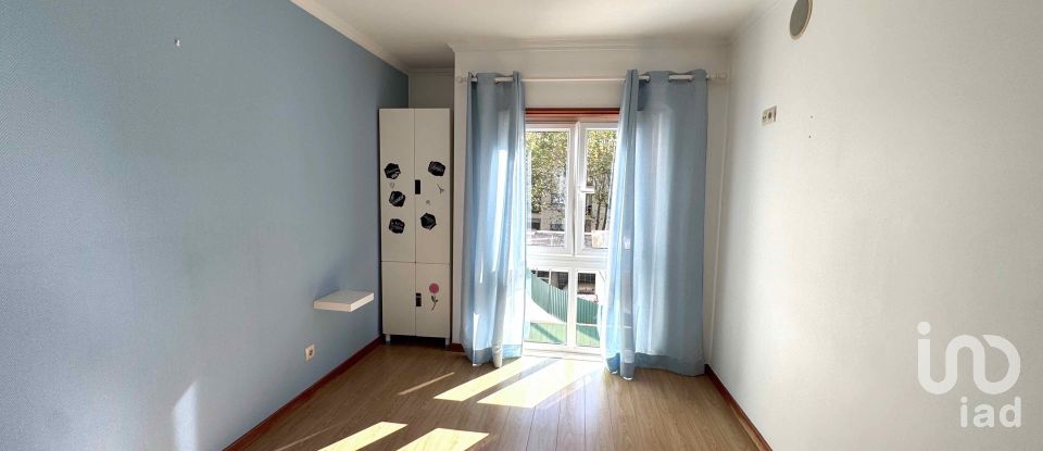 Apartment T3 in Algueirão-Mem Martins of 120 m²