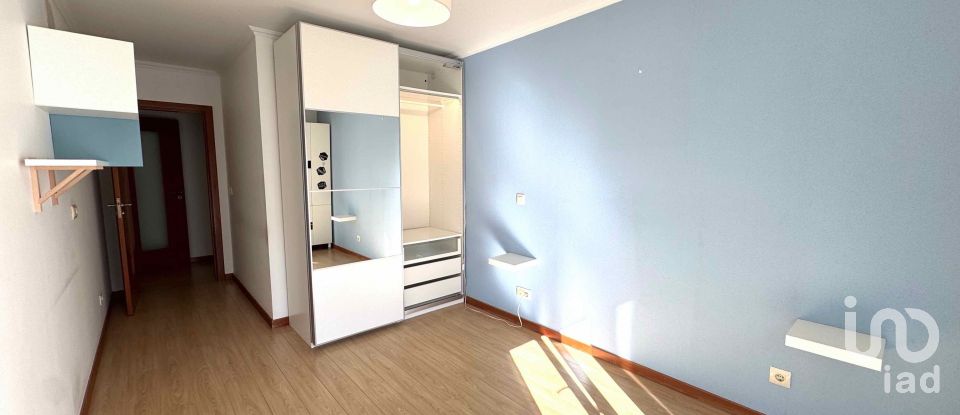 Apartment T3 in Algueirão-Mem Martins of 120 m²