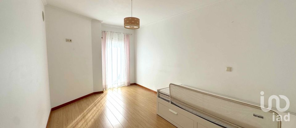 Apartment T3 in Algueirão-Mem Martins of 120 m²