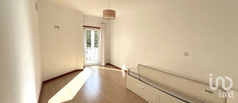 Apartment T3 in Algueirão-Mem Martins of 120 m²