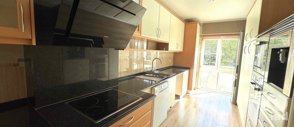 Apartment T3 in Algueirão-Mem Martins of 120 m²