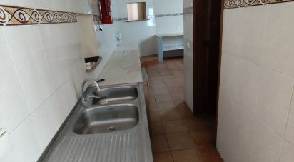 Boutique/Local commercial à Benavila e Valongo de 141 m²