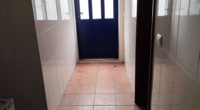 Boutique/Local commercial à Benavila e Valongo de 141 m²