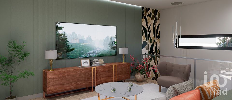 Terreno urbano em Rio Maior de 962 m²