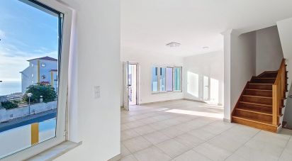 Maison T3 à Ericeira de 219 m²