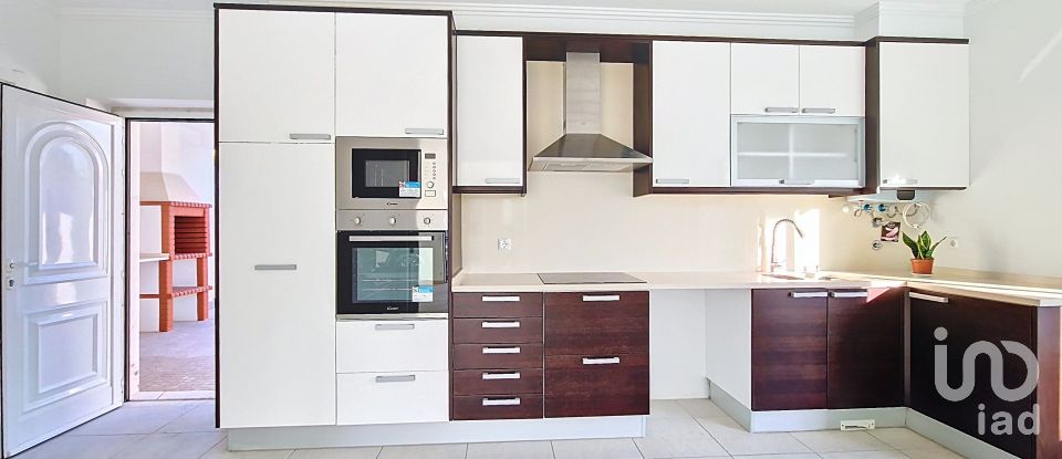 Maison T3 à Ericeira de 219 m²