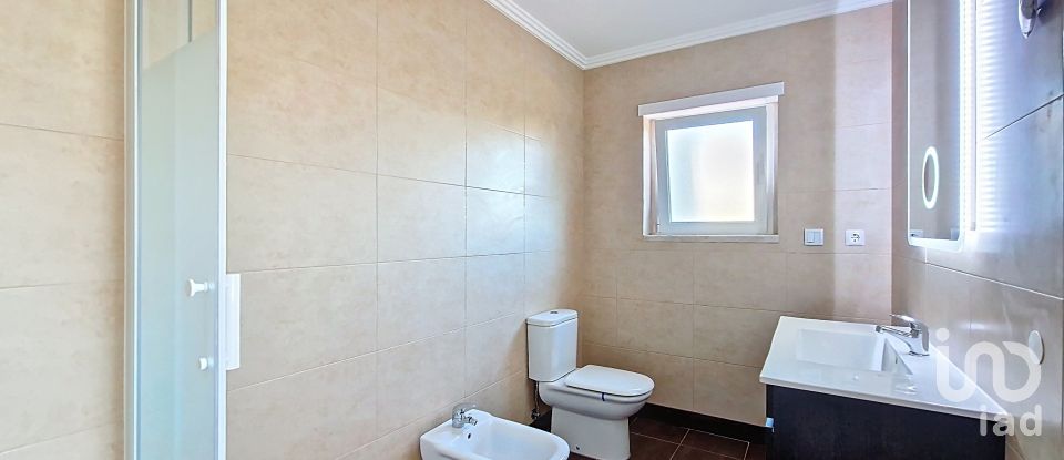 Maison T3 à Ericeira de 219 m²