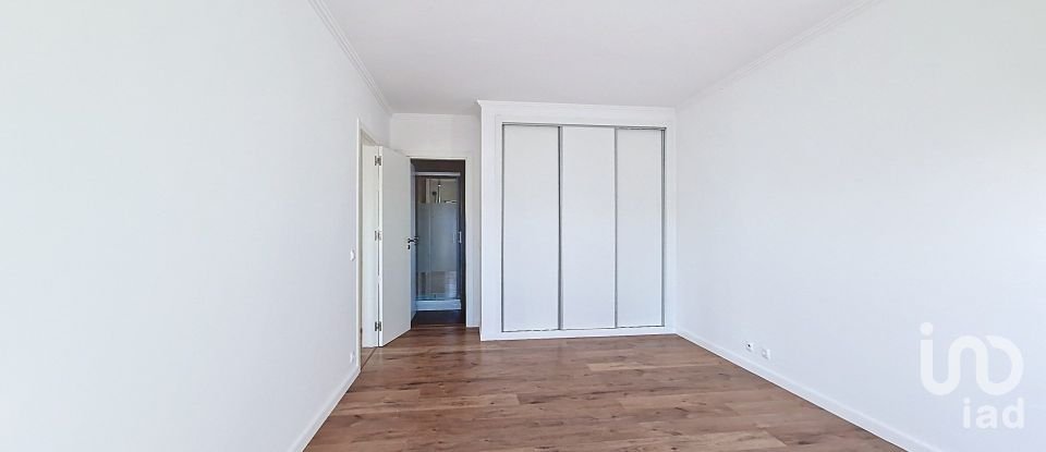 Maison T3 à Ericeira de 219 m²
