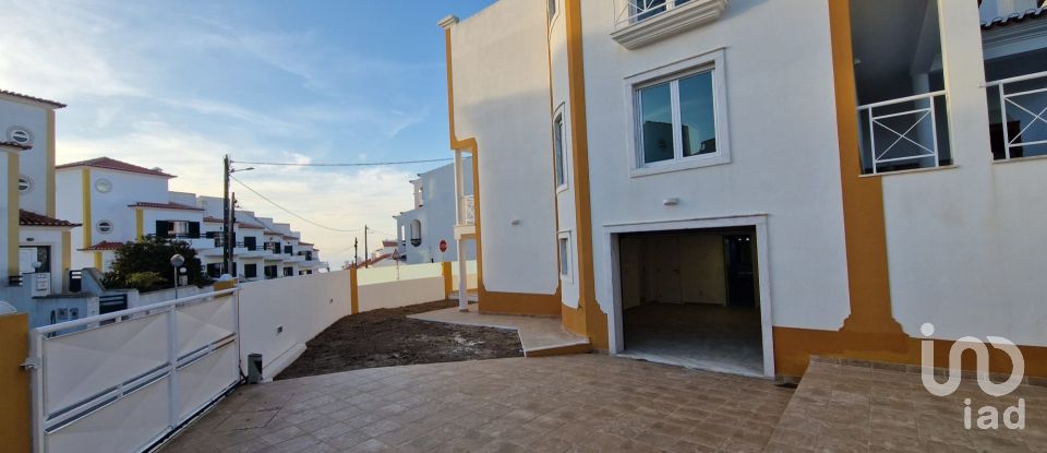Maison T3 à Ericeira de 219 m²