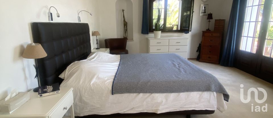 Maison T7 à Faro (Sé e São Pedro) de 607 m²