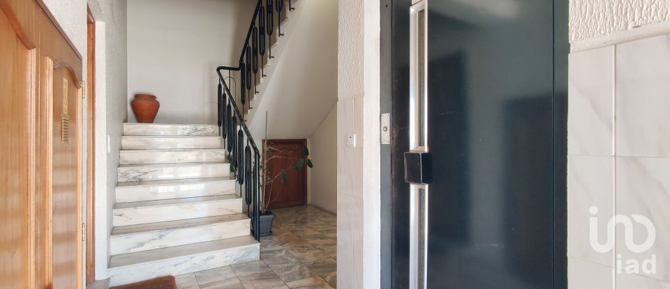 Apartamento T2 em São Mamede de Infesta e Senhora da Hora de 97 m²