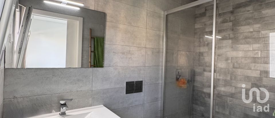 Moradia T3 em Fernão Ferro de 170 m²