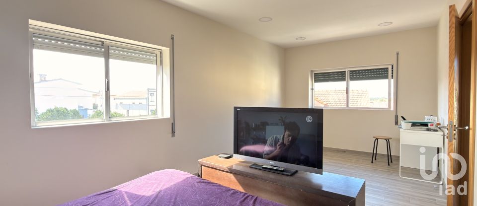 Casa / moradia T4 em Lavos de 230 m²