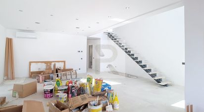 Maison T4 à Portimão de 238 m²