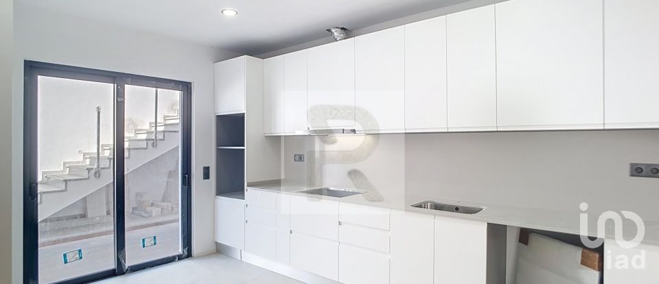 Maison T4 à Portimão de 238 m²