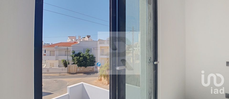Maison T4 à Portimão de 238 m²