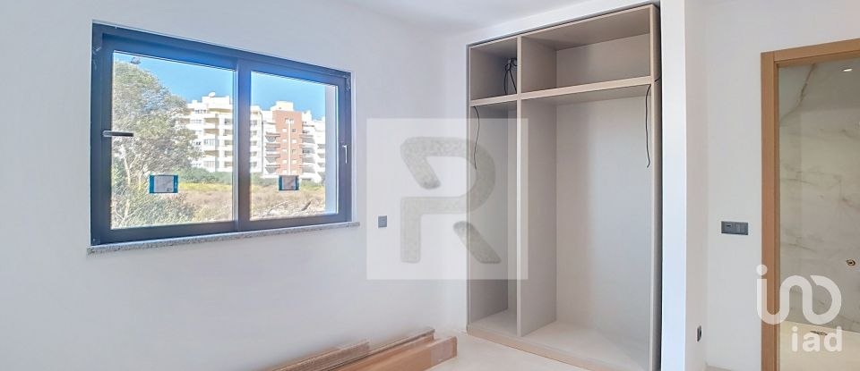 Maison T4 à Portimão de 238 m²