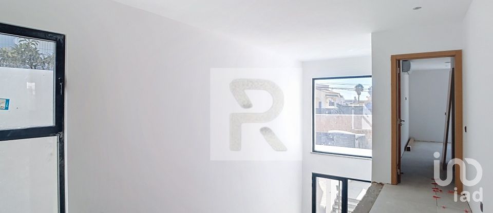 Maison T4 à Portimão de 238 m²