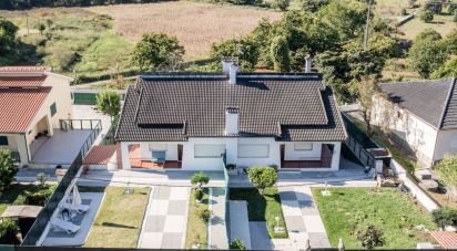 House T5 in Santa Comba of 200 m²
