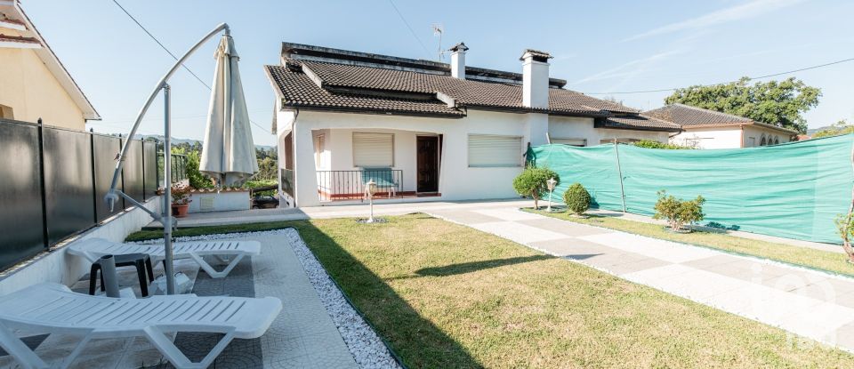 Moradia T5 em Santa Comba de 200 m²