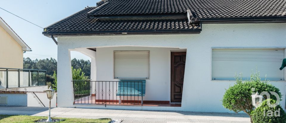 Moradia T5 em Santa Comba de 200 m²