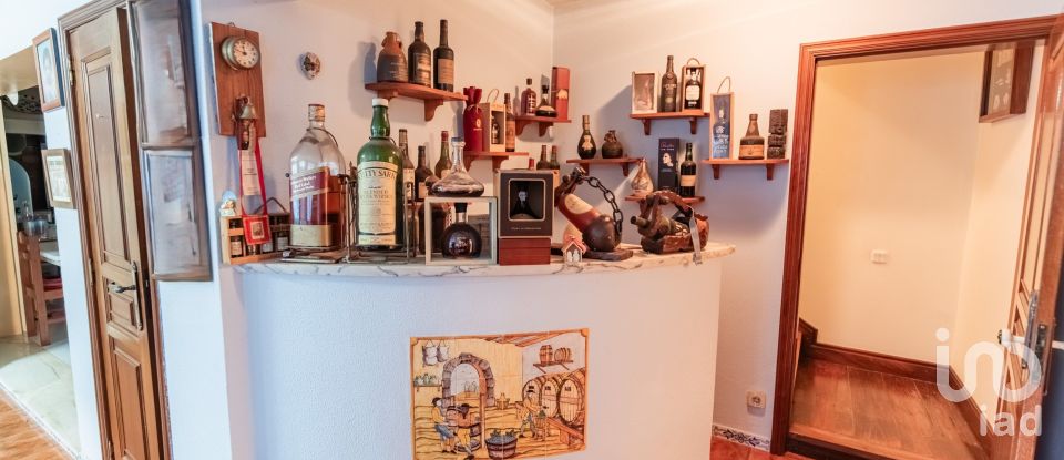 Moradia T5 em Santa Comba de 200 m²