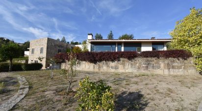 Ferme T3 à Oliveira do Hospital e São Paio de Gramaços de 273 m²