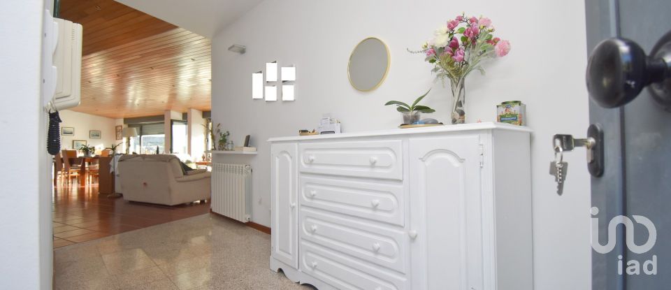 Quinta T3 em Oliveira do Hospital e São Paio de Gramaços de 273 m²