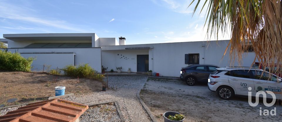 Quinta T3 em Oliveira do Hospital e São Paio de Gramaços de 273 m²