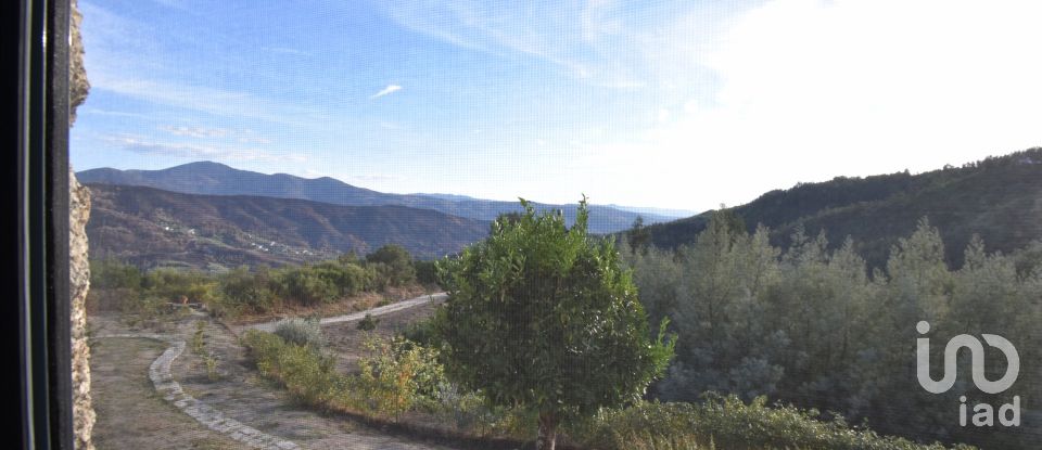 Quinta T3 em Oliveira do Hospital e São Paio de Gramaços de 273 m²