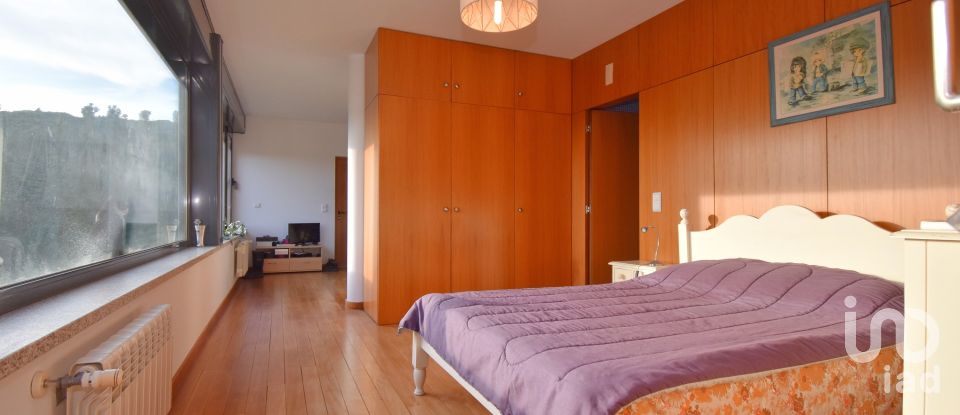 Quinta T3 em Oliveira do Hospital e São Paio de Gramaços de 273 m²