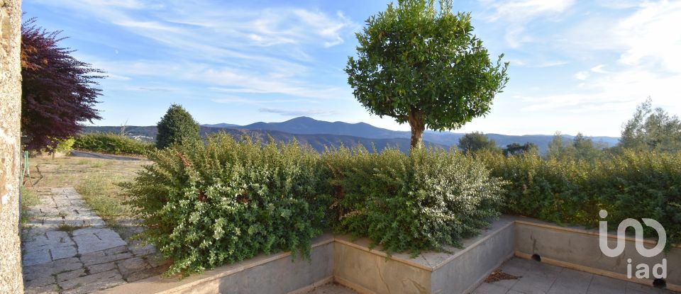 Quinta T3 em Oliveira do Hospital e São Paio de Gramaços de 273 m²