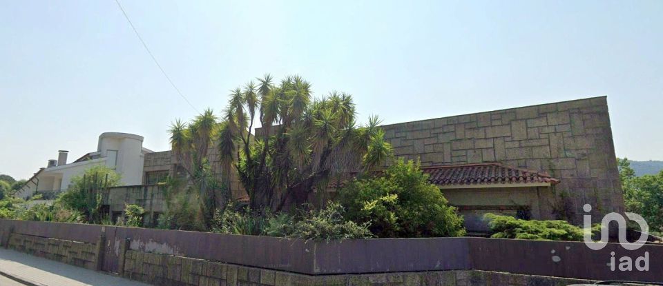 Moradia T4 em Azurém de 759 m²