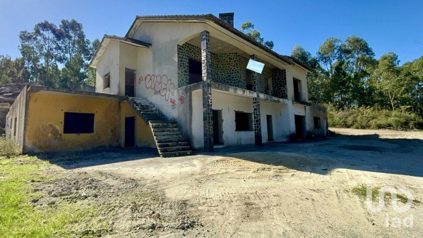 Gîte T3 à Forjães de 530 m²