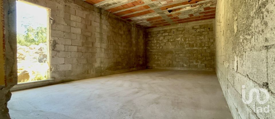 Gîte T3 à Forjães de 530 m²