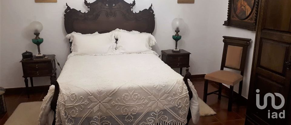 Ferme T4 à Mourão de 495 m²